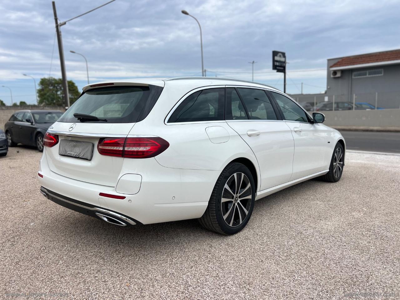 MERCEDES-BENZ E 300 de Auto EQ-Power Business Extra