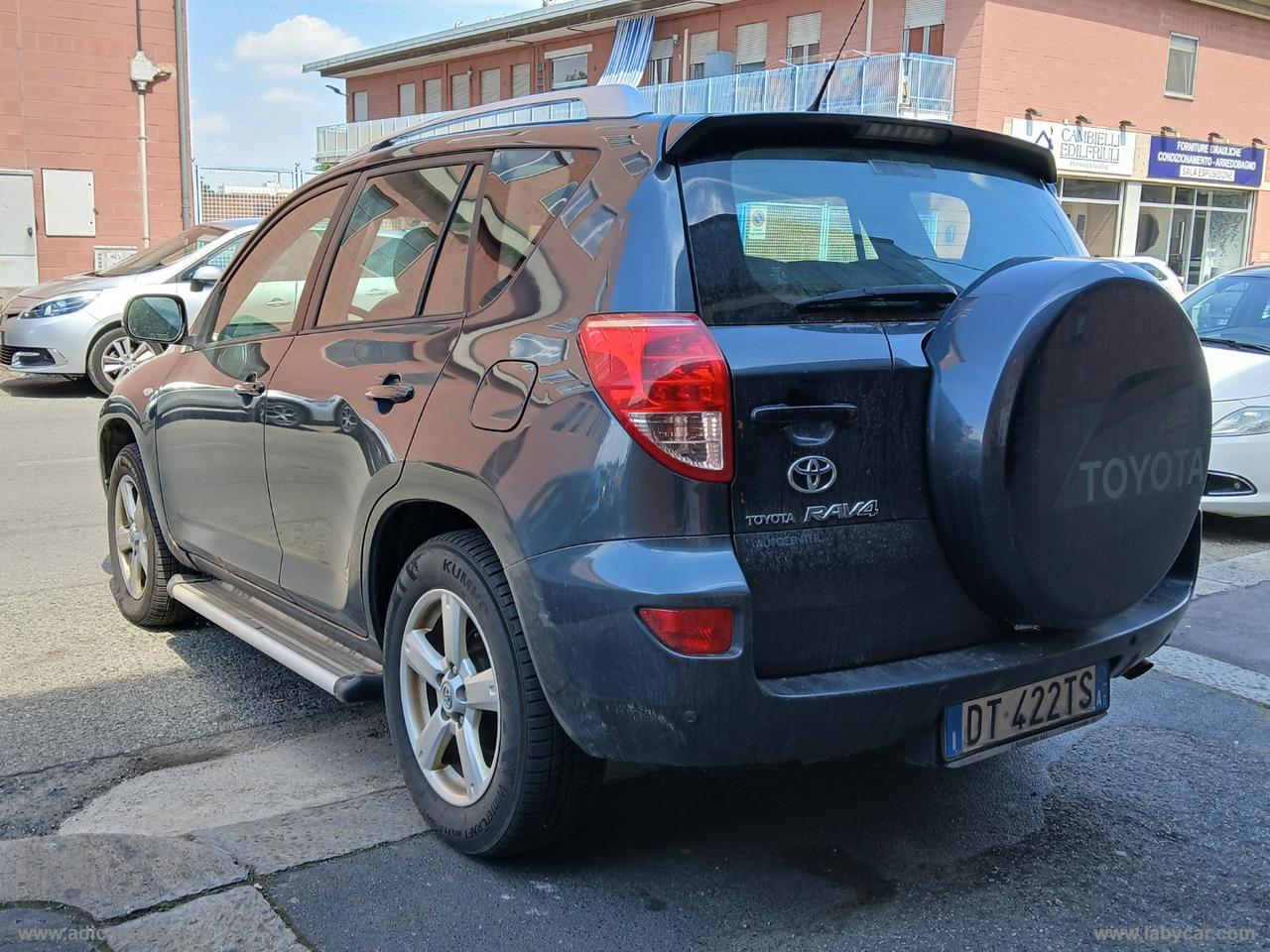 TOYOTA RAV4 2.2 D-4D 136 CV