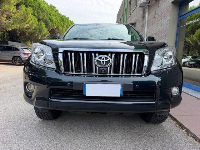 TOYOTA Land Cruiser 50 173CV 3.0 D-4D 7 POSTI INTERNI PELLE AUT.