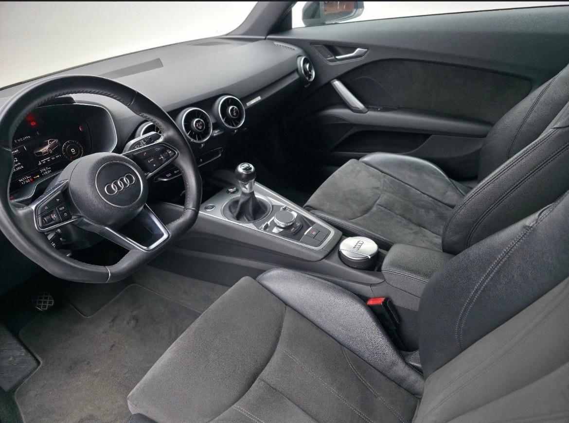 Audi TT Coupé 2.0 TFSI S line