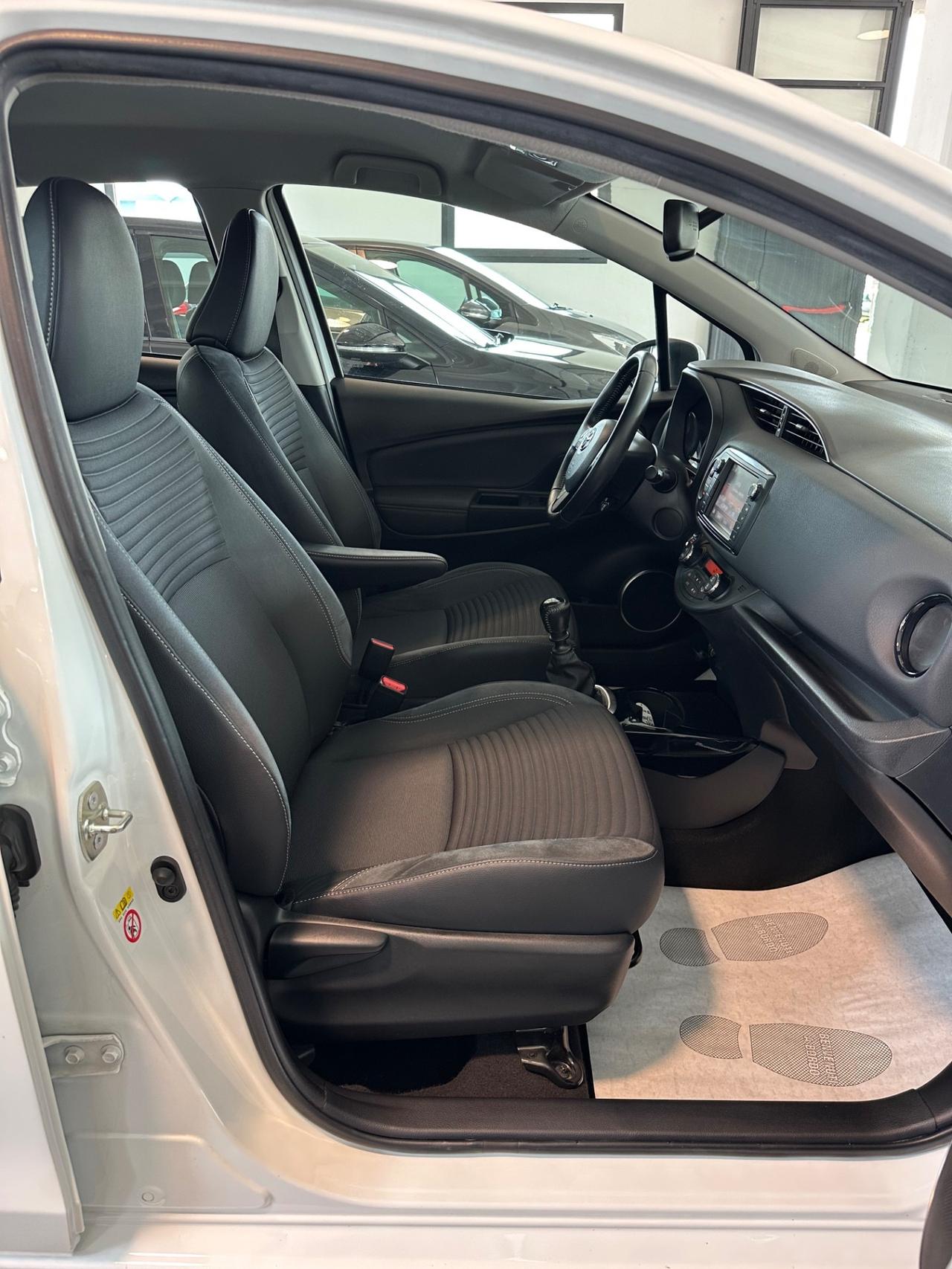 Toyota Yaris 1.4 D-4D 5 porte Lounge