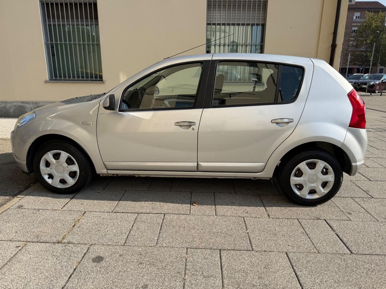 Dacia Sandero 1.4 8V GPL Lauréate