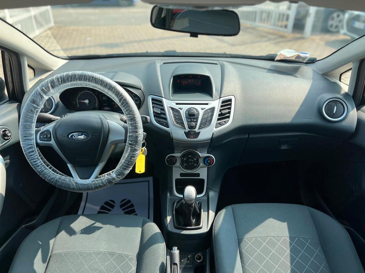 Ford Fiesta Ikon 1.4 TDCi 70CV 5p. Business