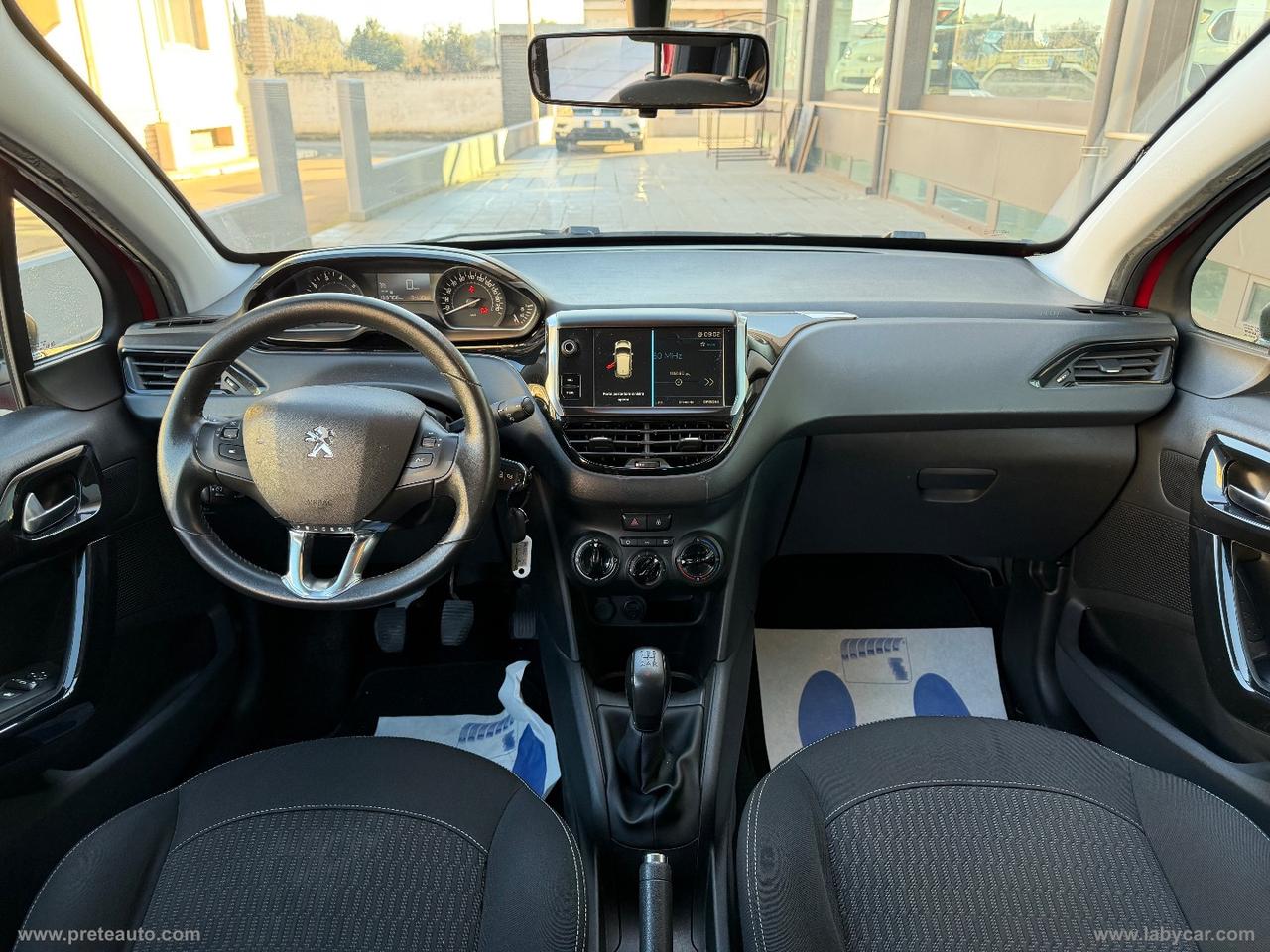 PEUGEOT 208 PureTech 82 5p. Allure