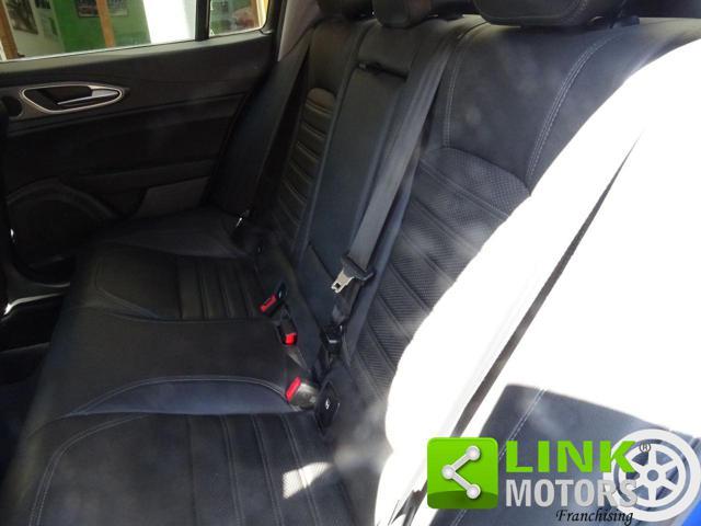 ALFA ROMEO Giulia 2.2 M.JET 210 CV Q4 VELOCE