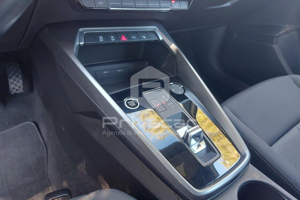 AUDI A3 SPB 30 TDI S tronic Business Advanced