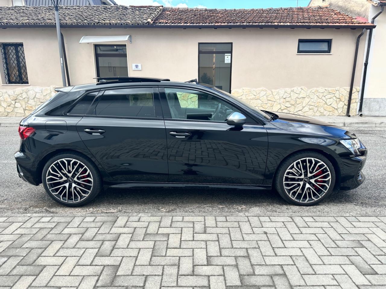 Audi A3 S3 Sedan TFSI quattro S tronic sport attitude