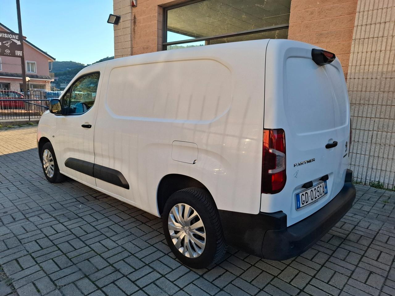 Peugeot PARTNER PASSO LUNGO