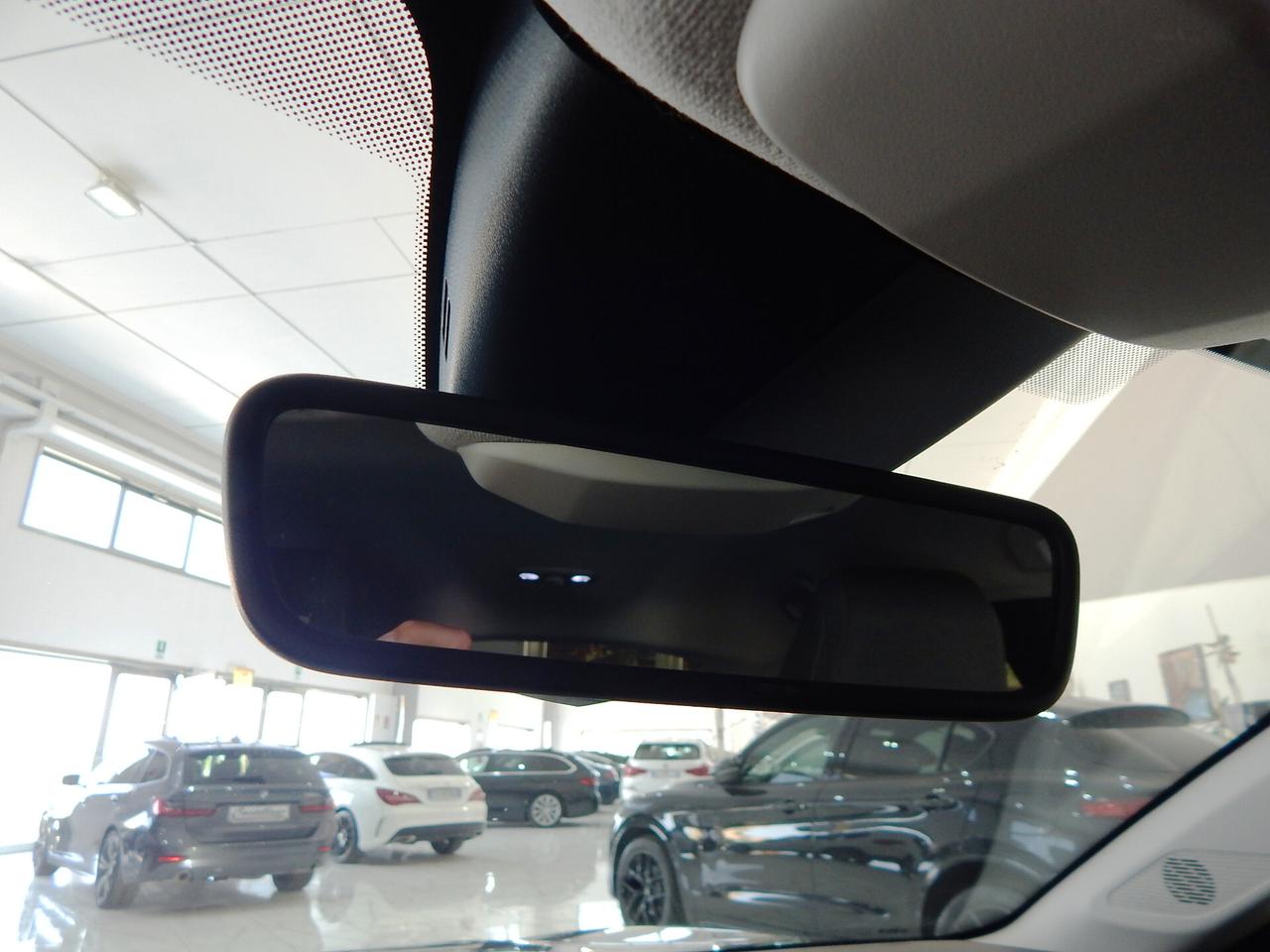 Citroen C4 1.5 bluehdi Shine S&S NAVI-PELLE-PARK-KAMERA