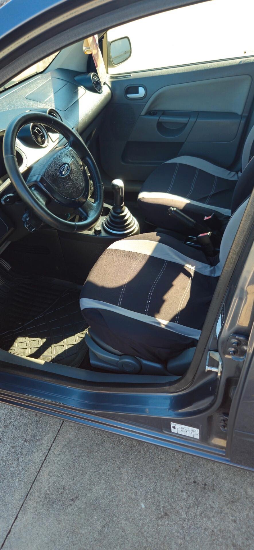 Ford Fiesta 1.4 TDCi NEOPATENTATI