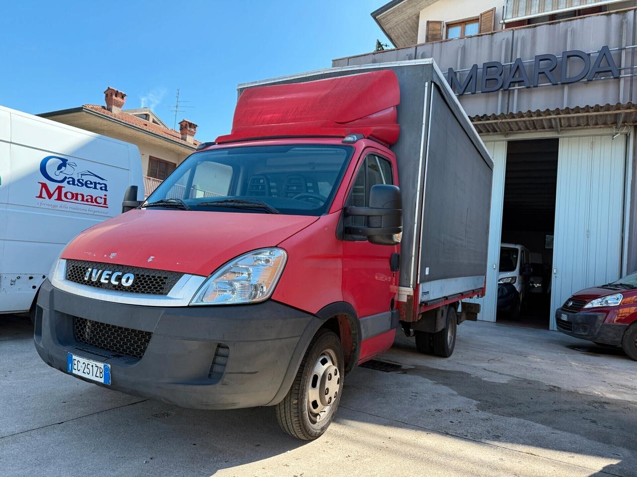 Iveco Daily 35-E4/3.0/SPONDA/TELONATO/2010
