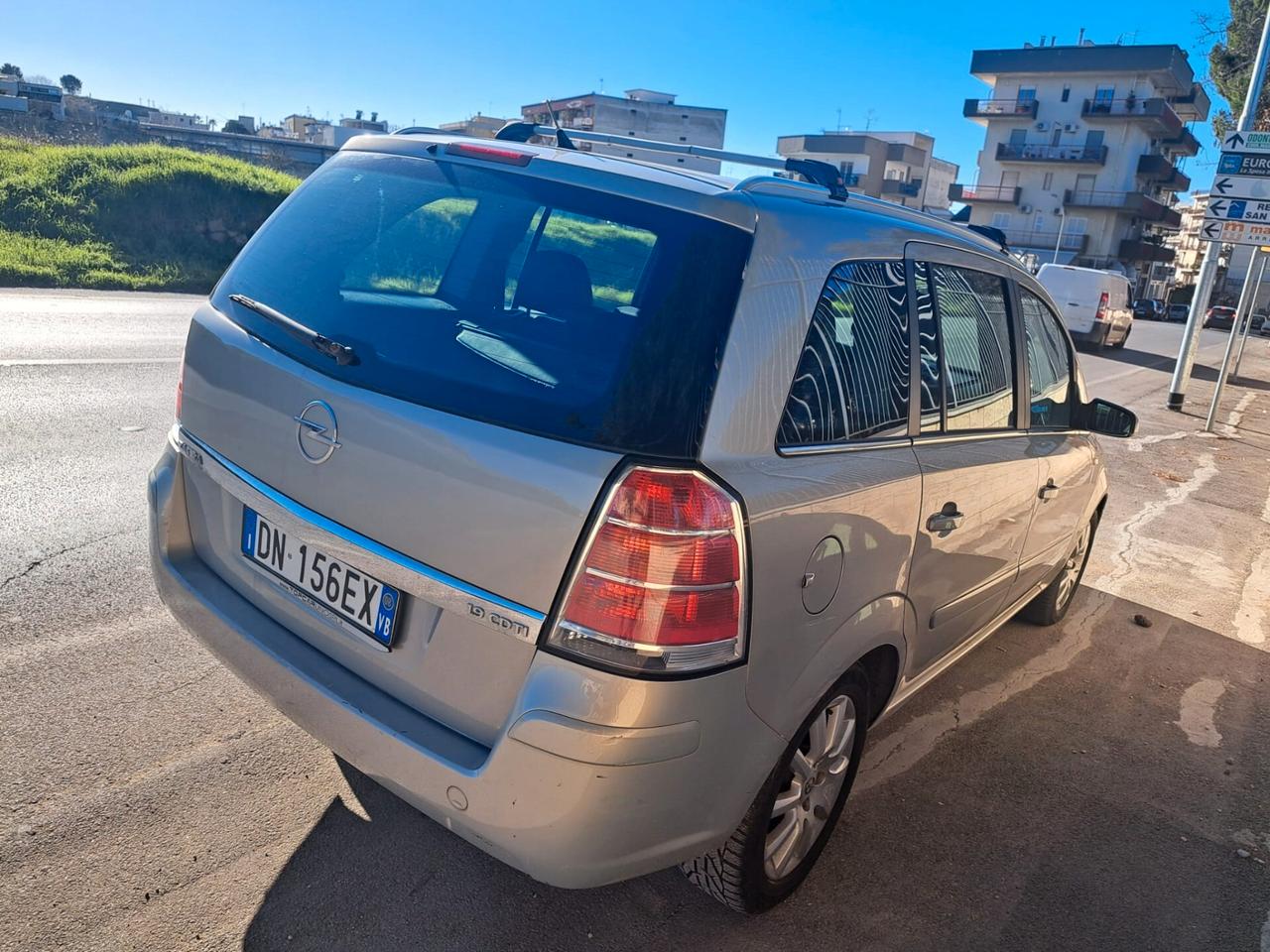 Opel Zafira 1.9 CDTI 120CV Cosmo- 7 POSTI