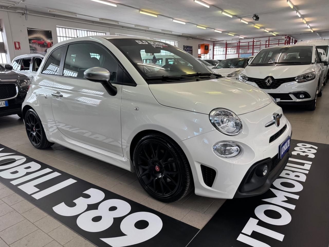 Abarth 595 1.4 Turbo T-Jet 165 CV