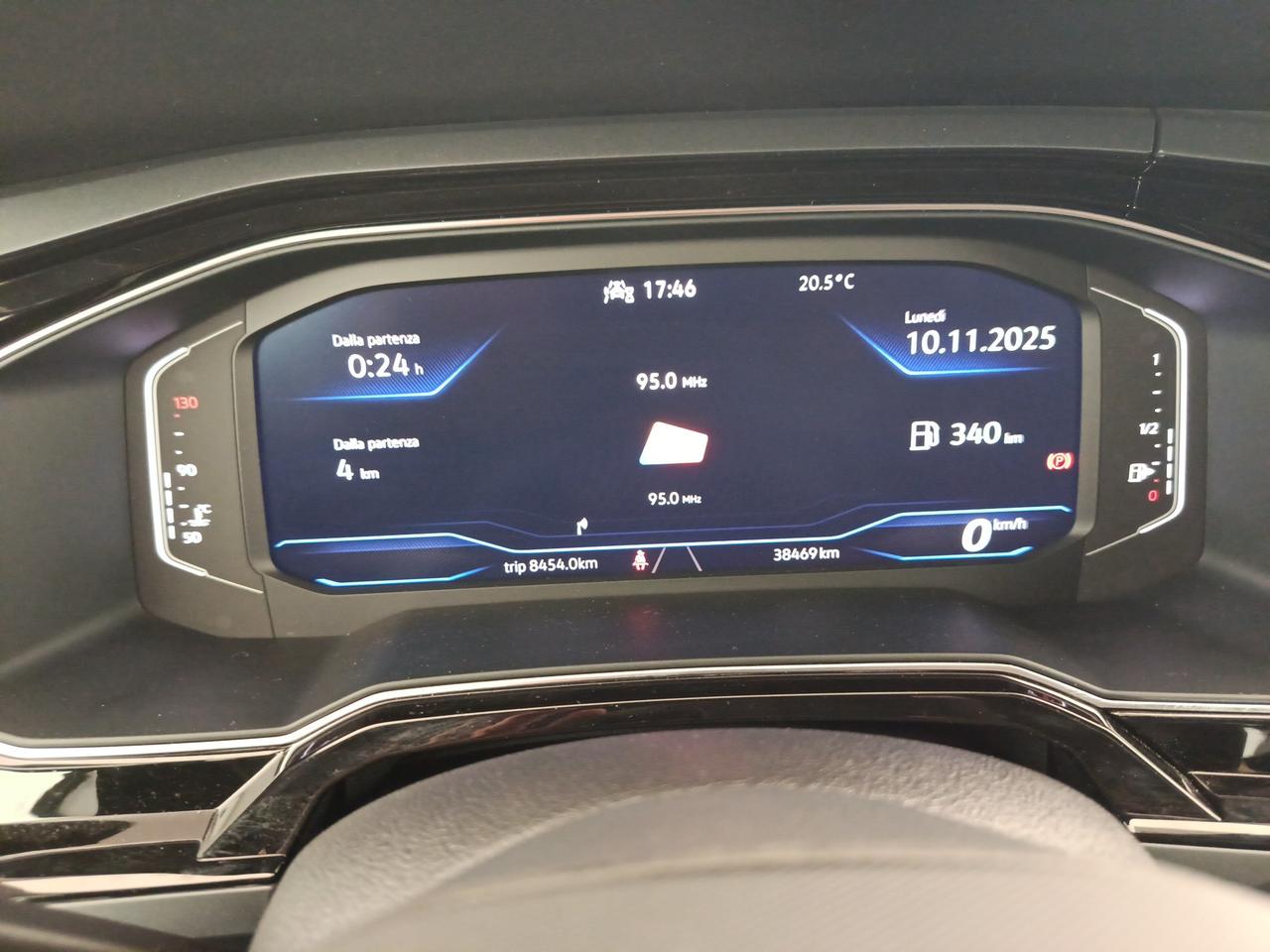 VOLKSWAGEN Taigo - Taigo 1.0 TSI 110 CV R-Line