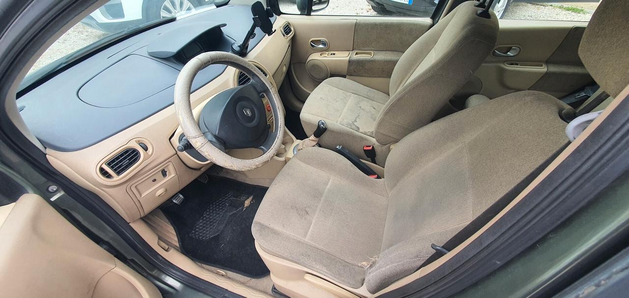 Renault Modus 1.5 dCi 82CV Confort Dynamique