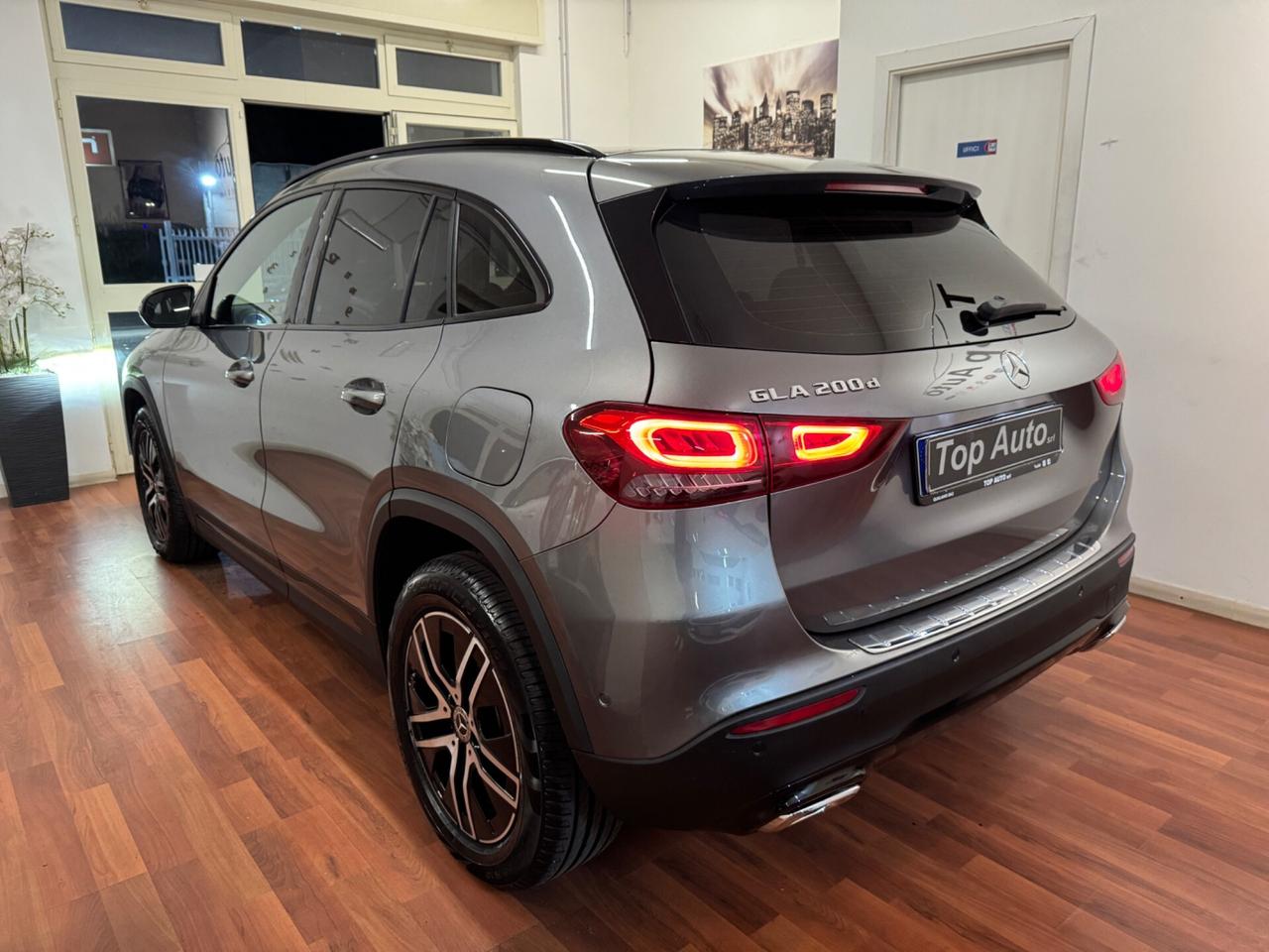 MERCEDES-BENZ GLA 200 d AUTO SPORT NIGHT EDITION