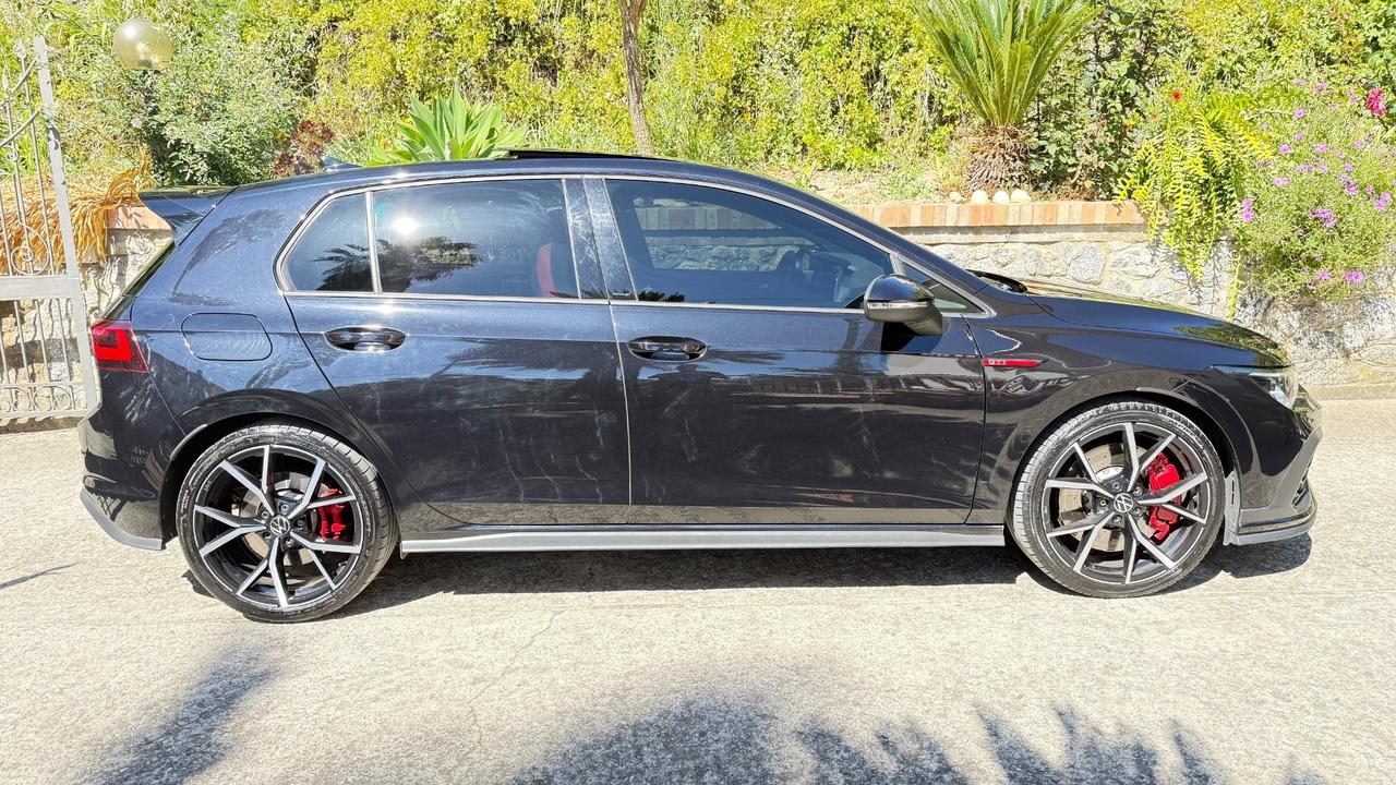 Volkswagen Golf GTI 2.0 TSI DSG CLUB SPORT 300 CAVALLI