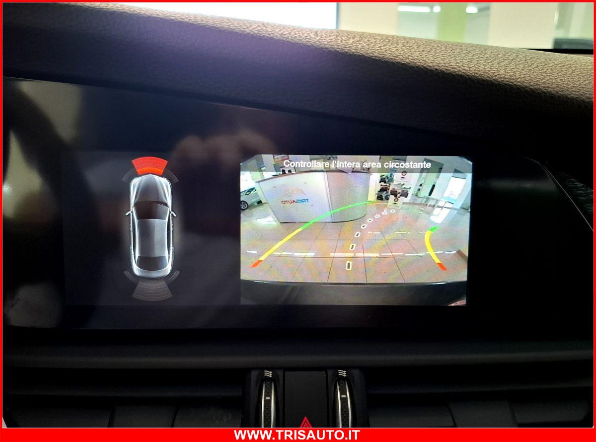 ALFA ROMEO Giulia 2.2 TD AT8 Super IVATA (FARI BIXENO+NAVI)