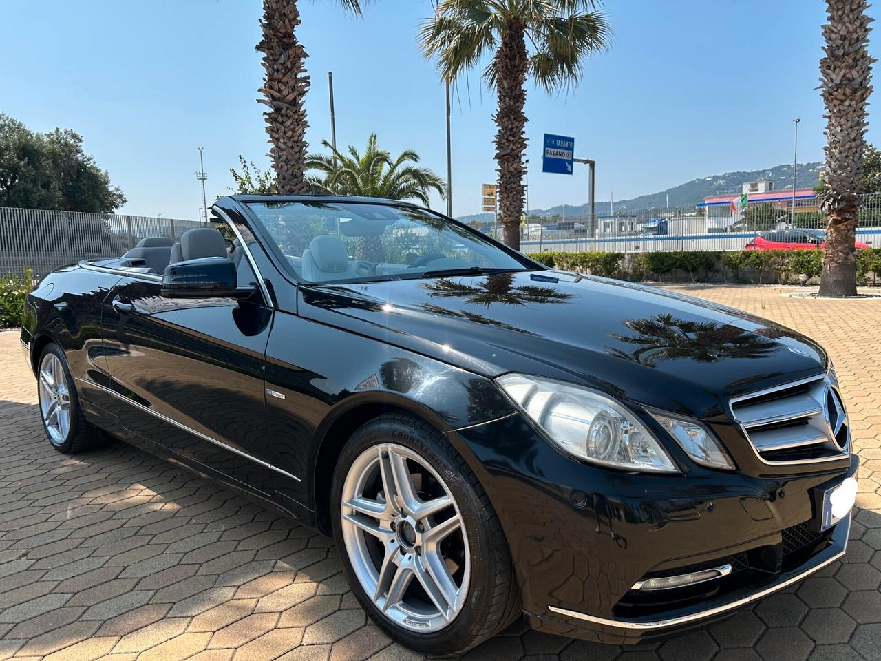 Mercedes-benz E 220 Cabrio BlueEFFICIENCY