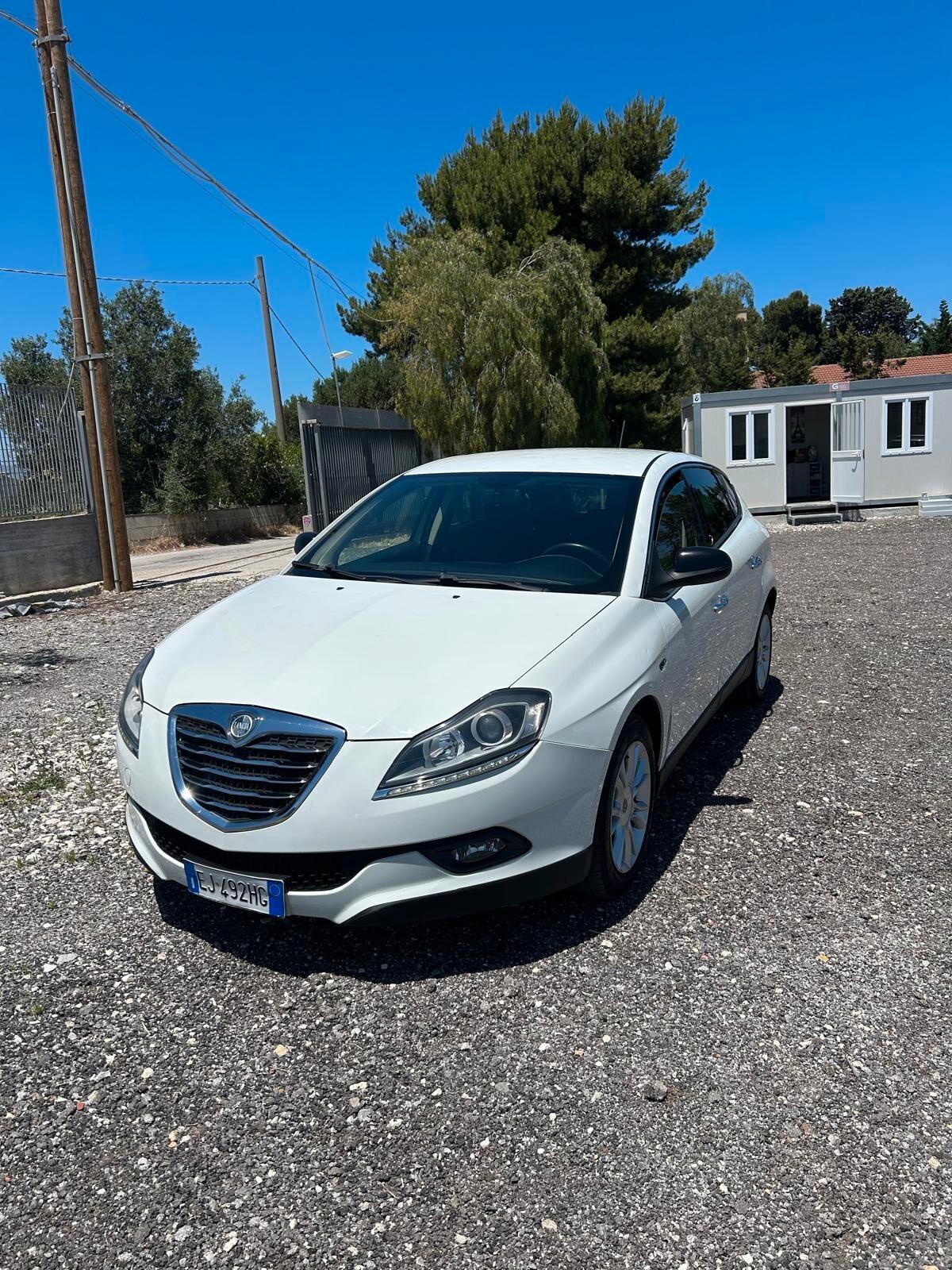 Lancia Delta 1.6 MJT DPF 105 CV Steel