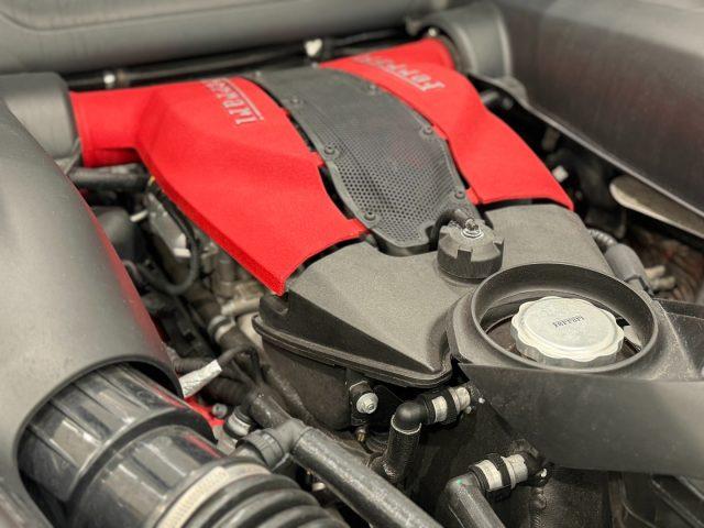 FERRARI F8 Tributo