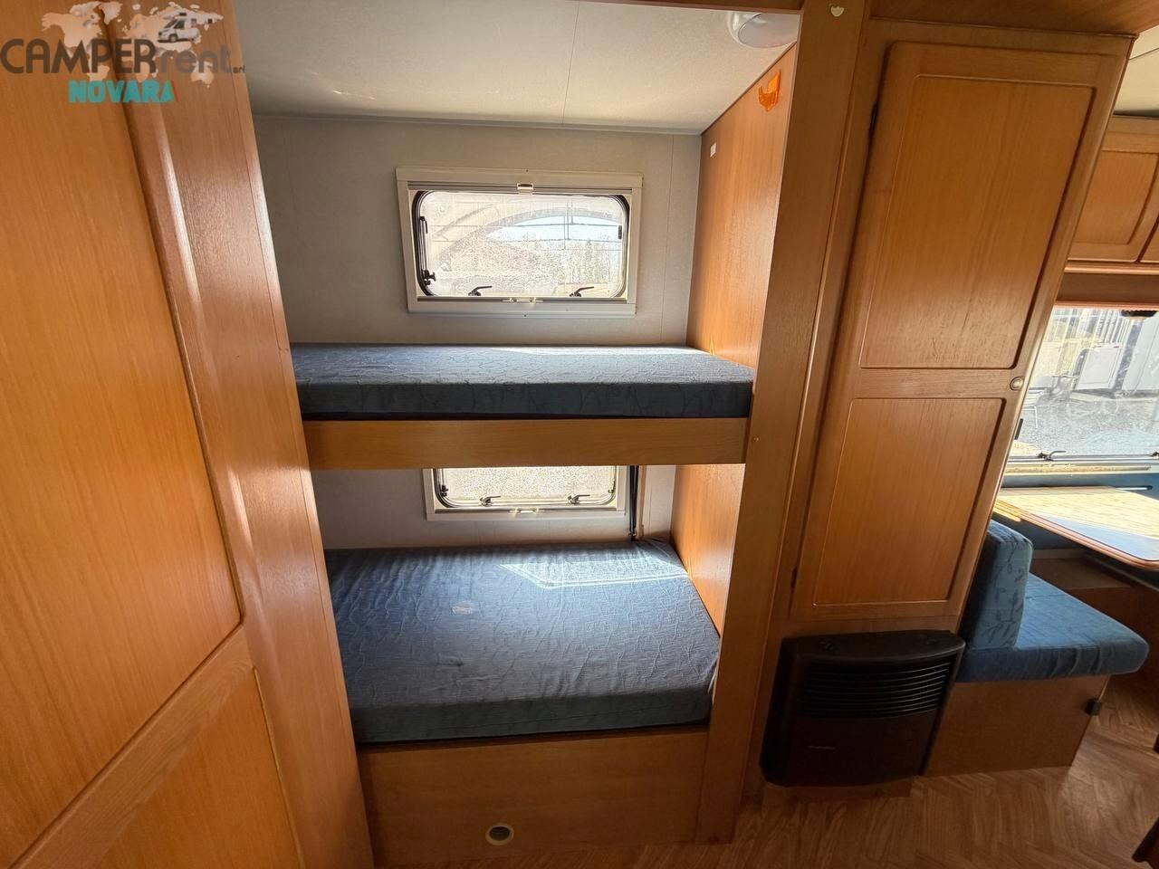 Mclouis MC LOUIS 560 - MANSARDATO 7 POSTI LETTO