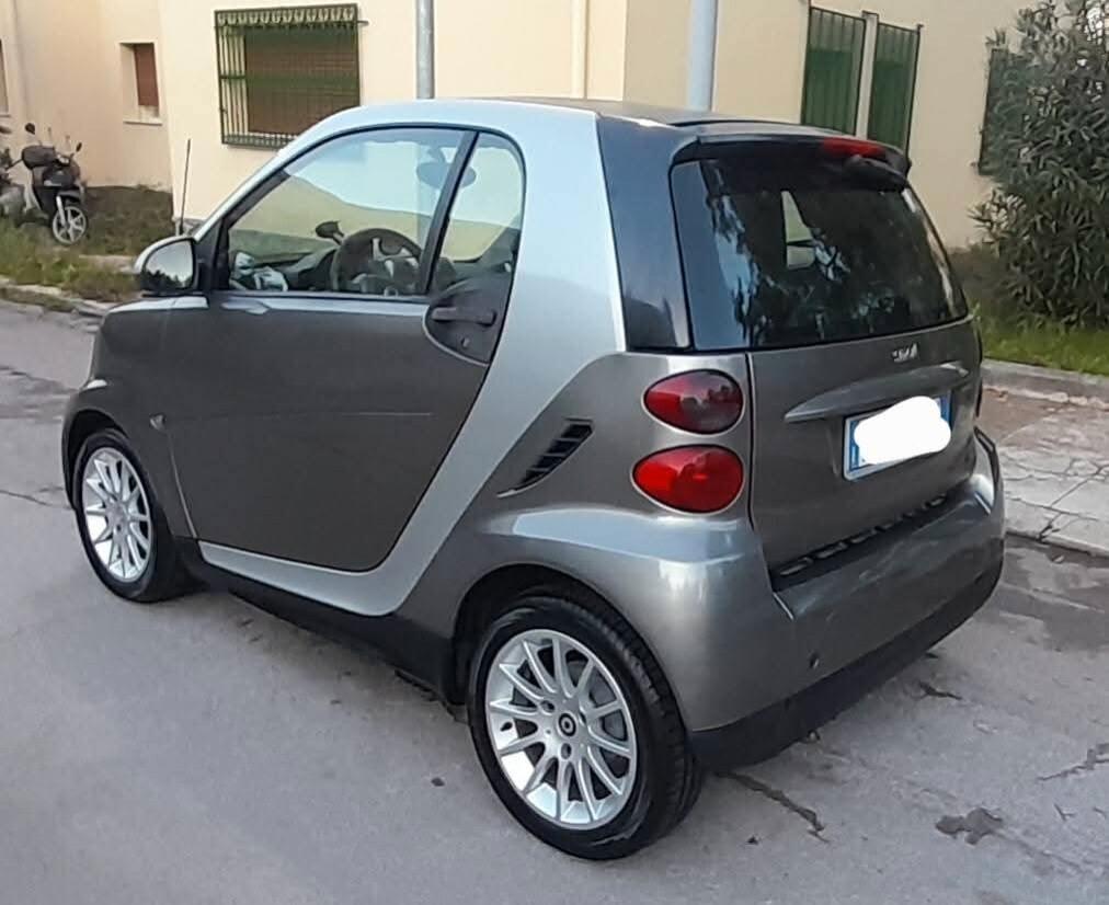 Smart ForTwo 800 40 kW coupé passion cdi