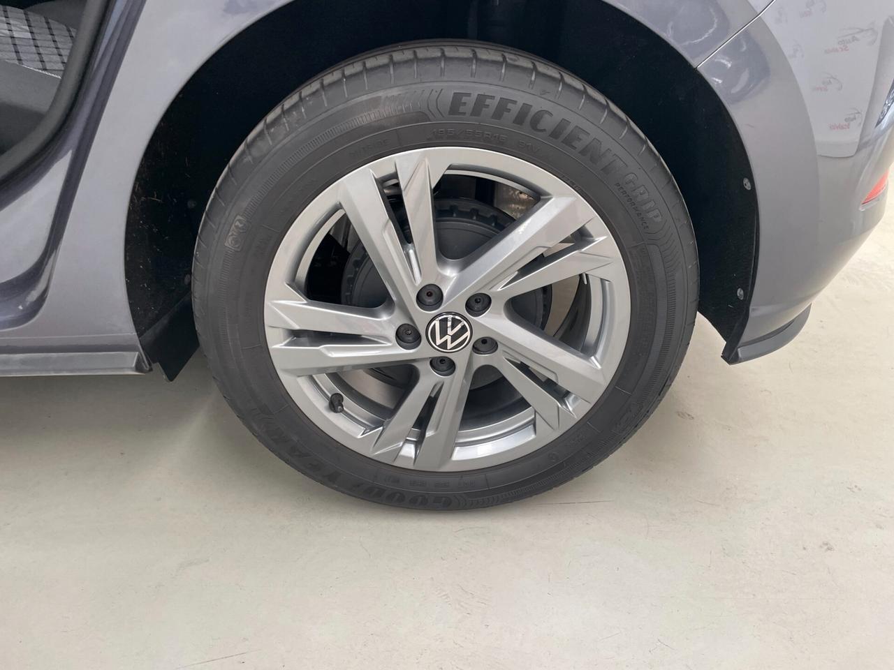Volkswagen Polo 1.0 TSI 95CV DSG R-Line