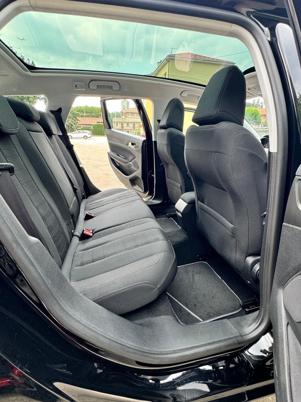 Peugeot 308 PureTech Turbo 130 S&S SW Active