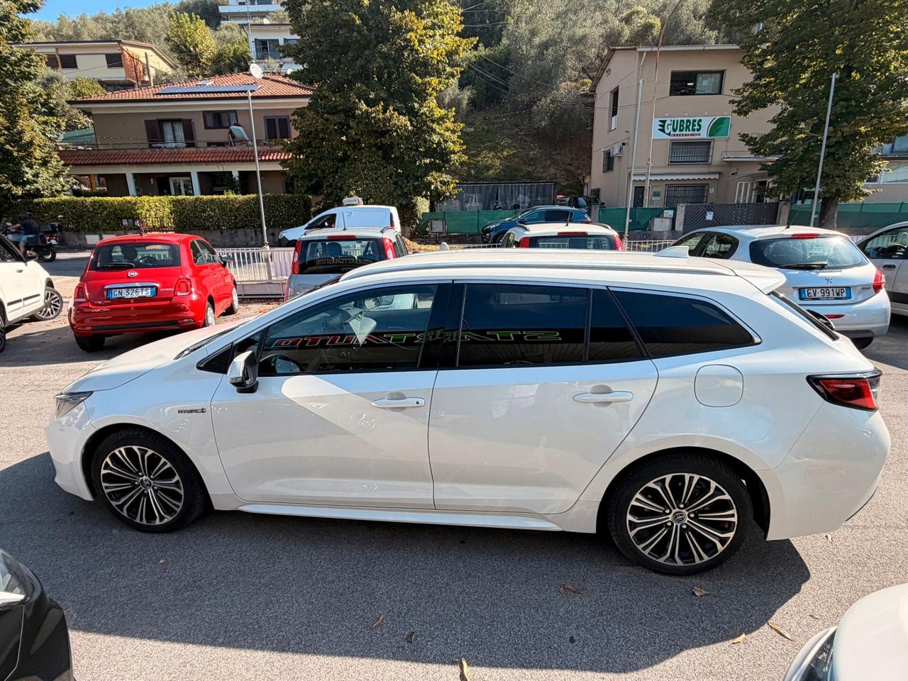 Toyota Corolla 1.8 Hybrid Business