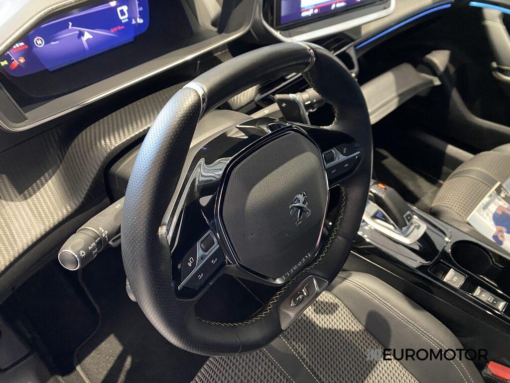 Peugeot 2008 1.5 BlueHDi GT EAT