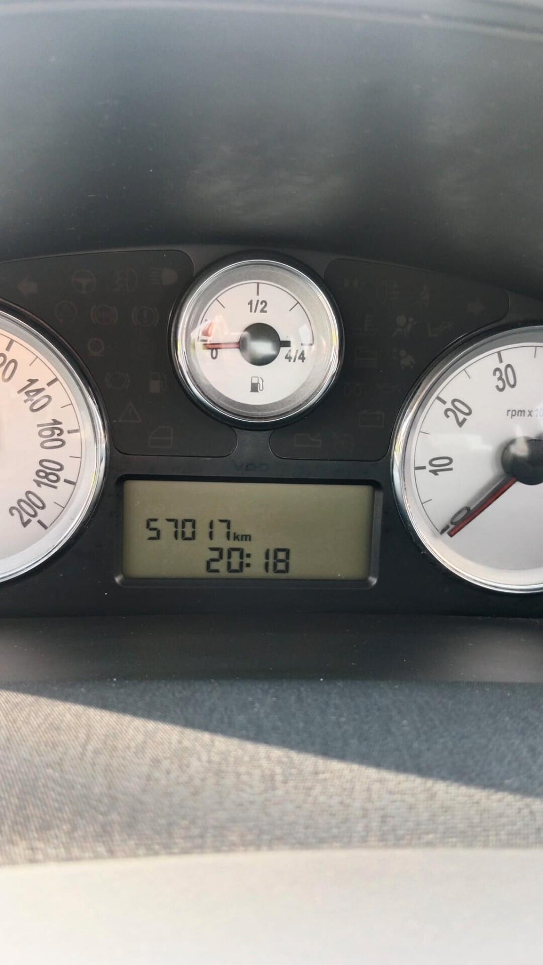 Lancia Ypsilon 1.4 Oro