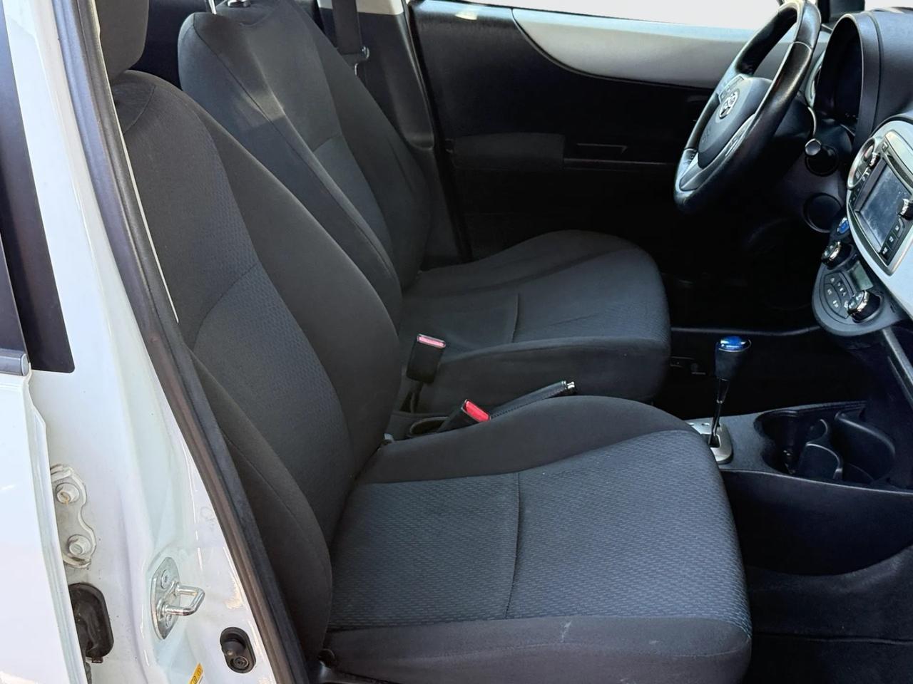 Toyota YARIS 1.5 HYBRID 101 CV*AUTOMATICA*NEOPATENTATI*UNIPRO*