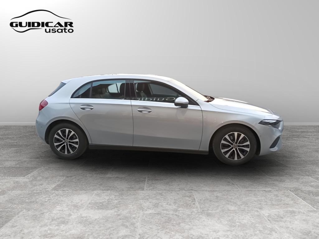 Mercedes-Benz Classe A - W177 2023 - A 180 d Advanced auto
