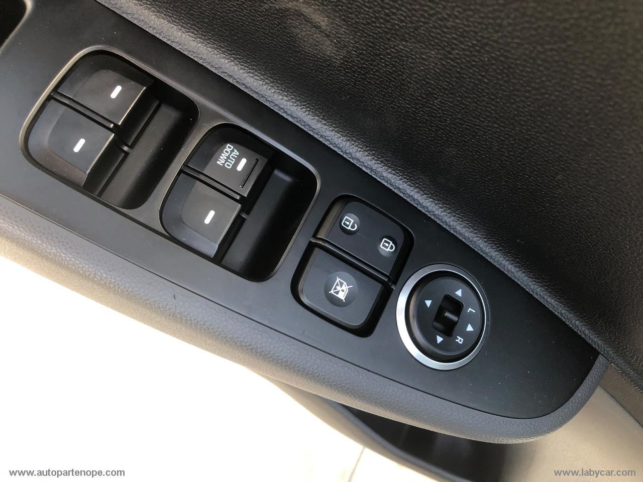 HYUNDAI i10 1.0 MPI Sound Edition