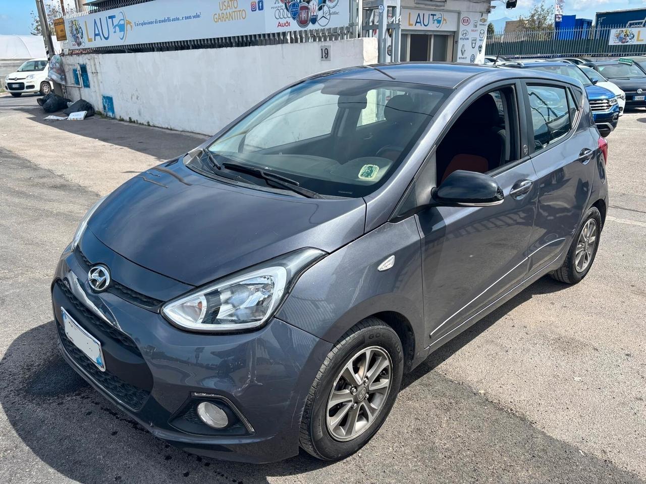 Hyundai i10 CAMBIO AUTOMATICO / GPL
