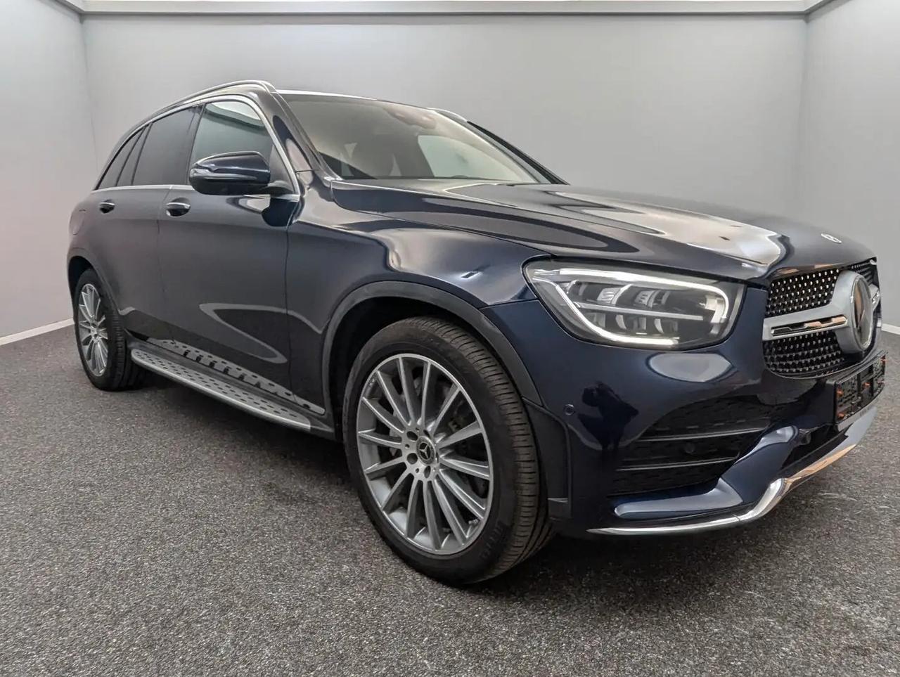 Mercedes-Benz GLC 300 d 4MATIC AMG Line