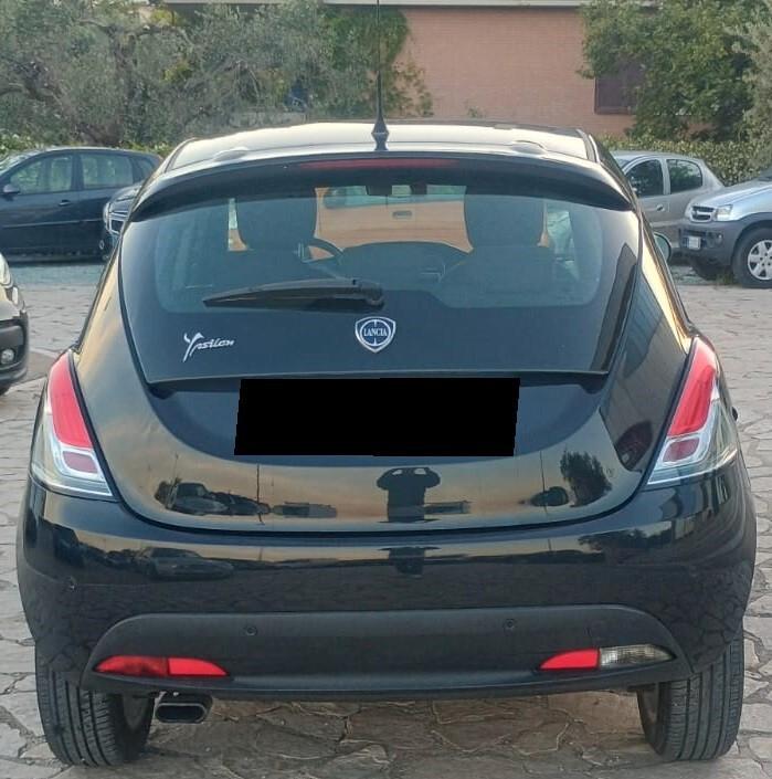 Lancia Ypsilon 1.2 69 CV 5 porte GPL Ecochic Gold