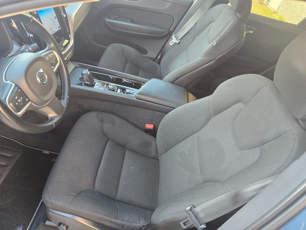 Volvo XC 60 XC60 B4 (d) AWD Geartronic Business