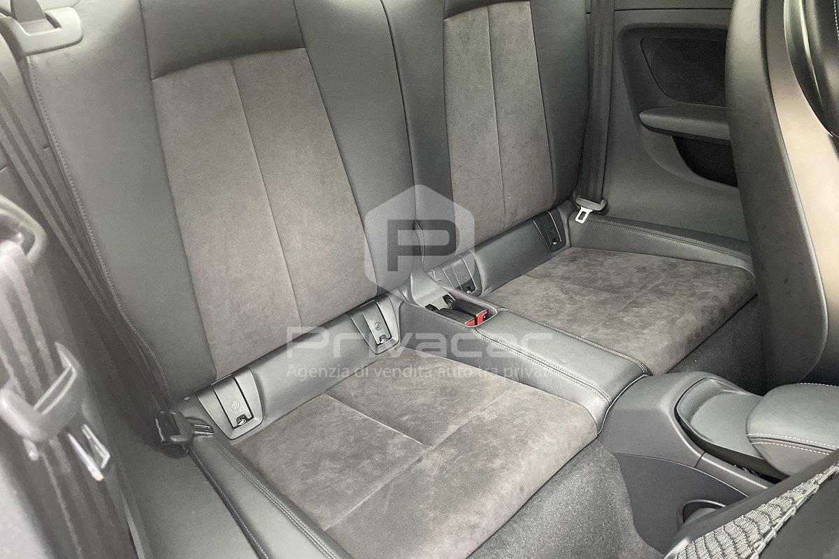 AUDI TT Coupé 2.0 TFSI quattro S tronic S line