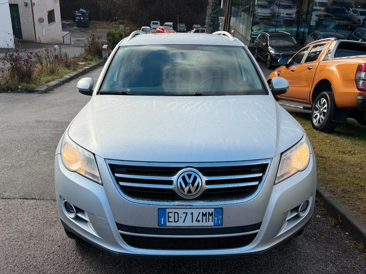 Volkswagen Tiguan 2.0 TDI DPF 4MOTION tiptronic Track & Field