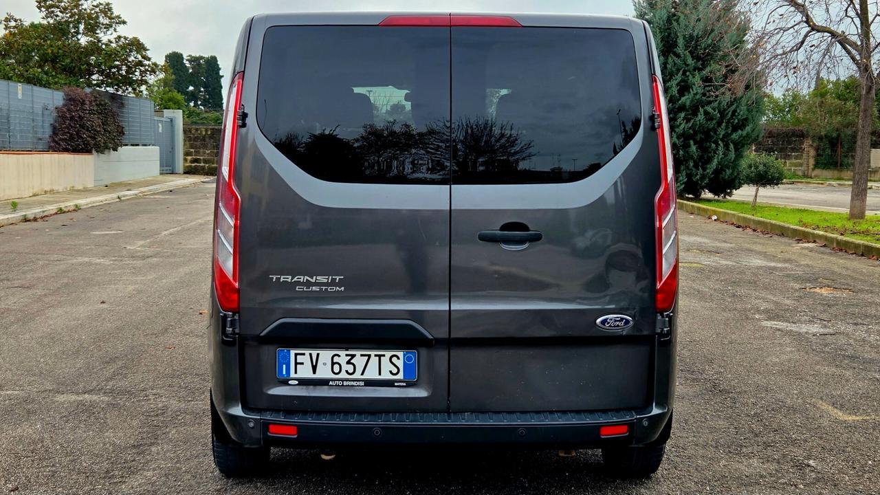 Ford Transit Custom 9 Posti Titanium prolungato Uni pro