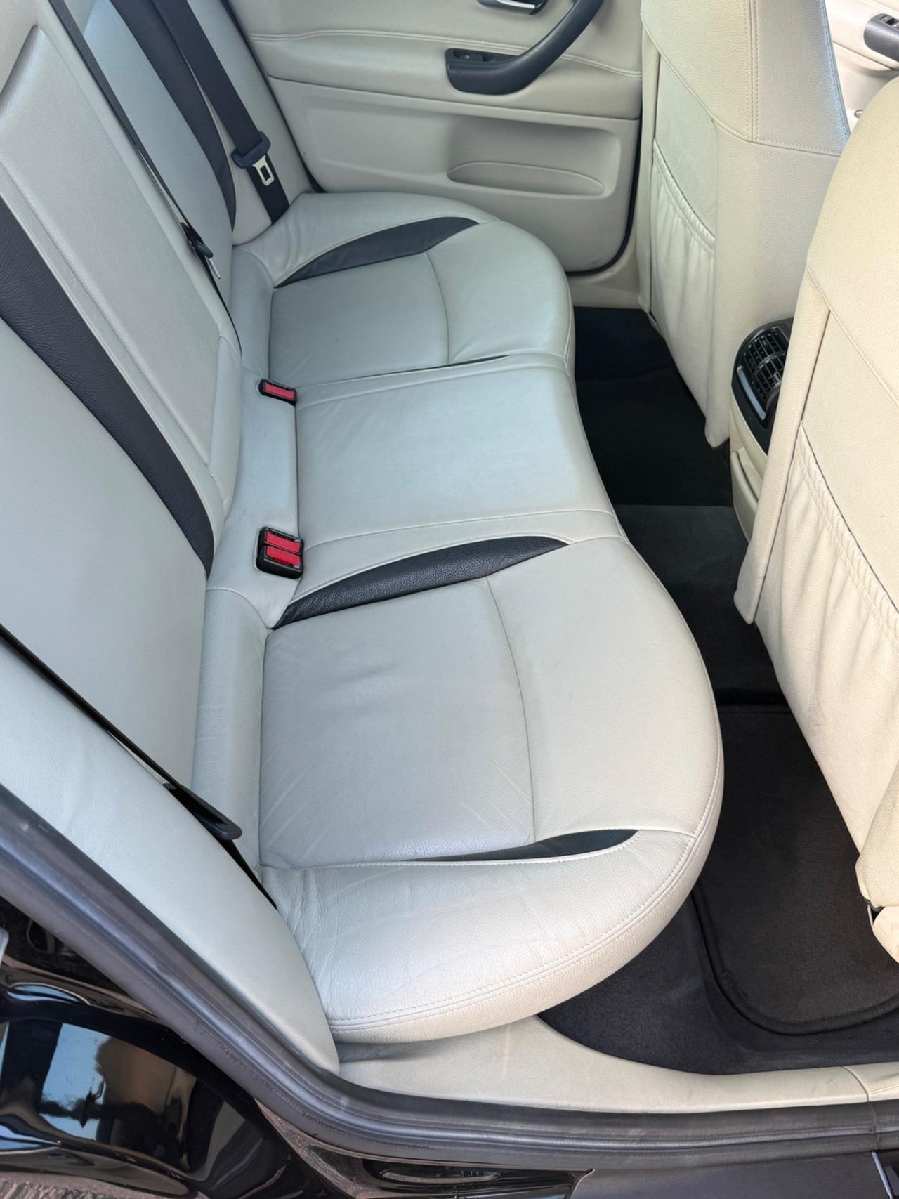 Saab 9-3 Sport Sedan 1.9 TiD Vector