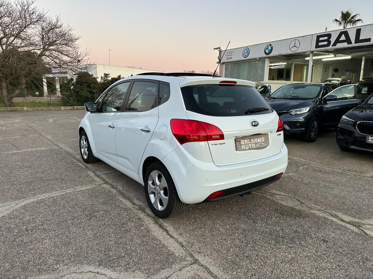 KIA Venga 1.6 CRDi 128 CV Cool