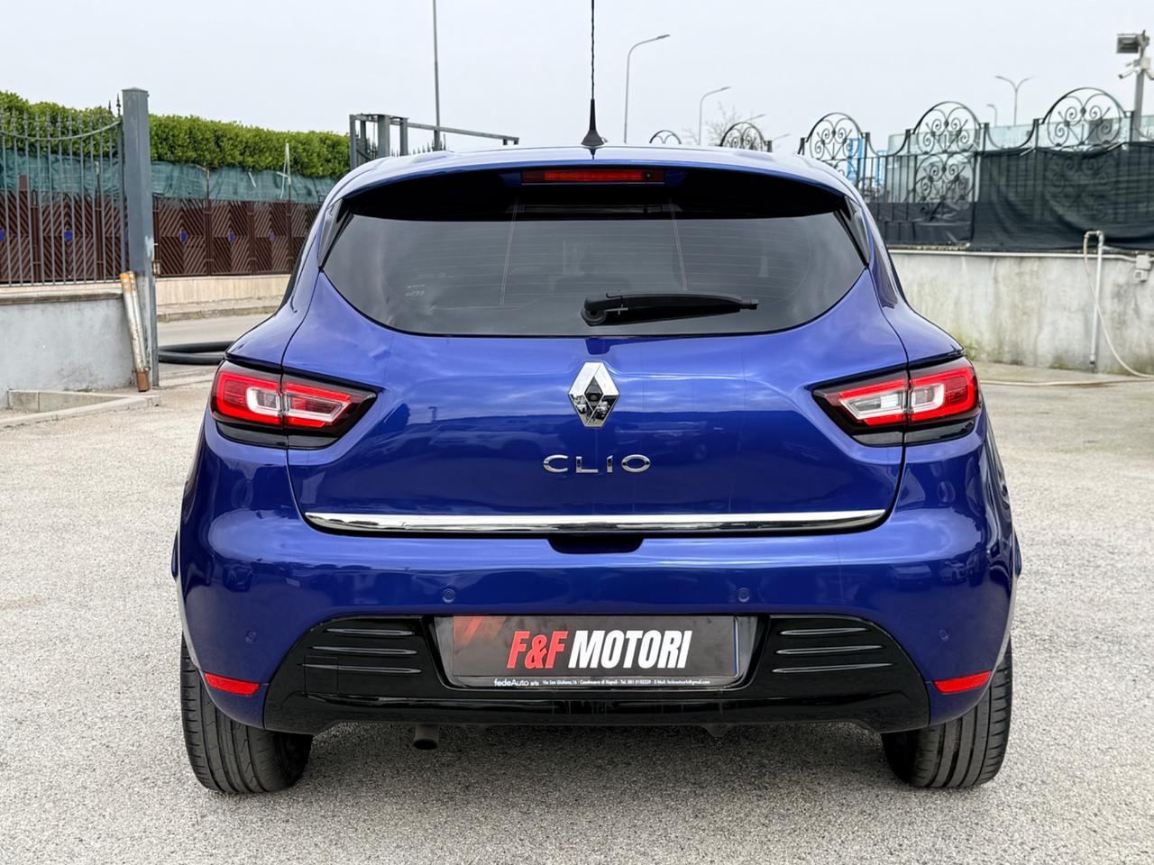 Renault Clio TCe 12V 90 CV 5 porte Duel anno 2018