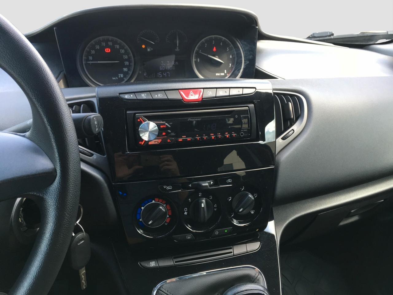 Lancia Ypsilon 1.2 69 CV 5 porte GPL Ecochic Gold