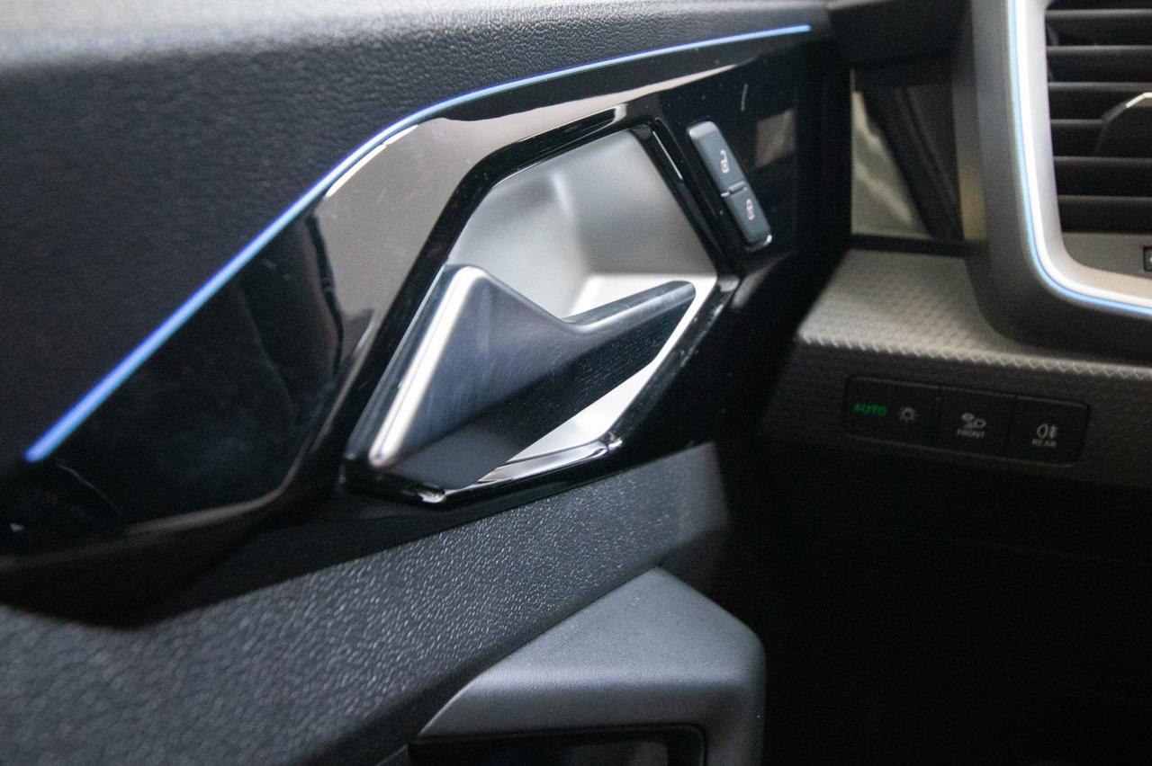 Audi A1 Sportback 30 Tfsi S-line S-tronic Identity Black