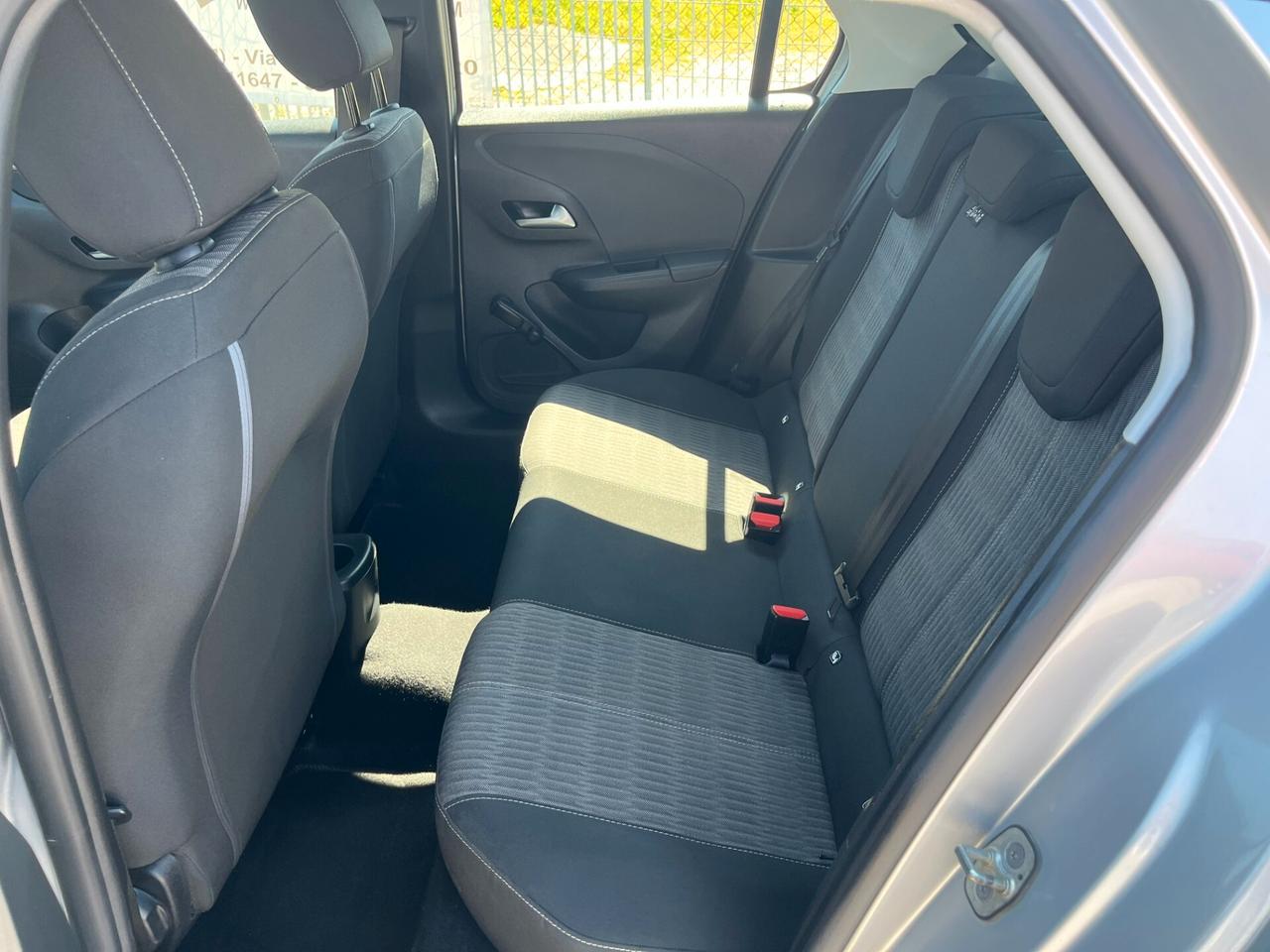 Opel Corsa 1.2 Edition ok neopatentati