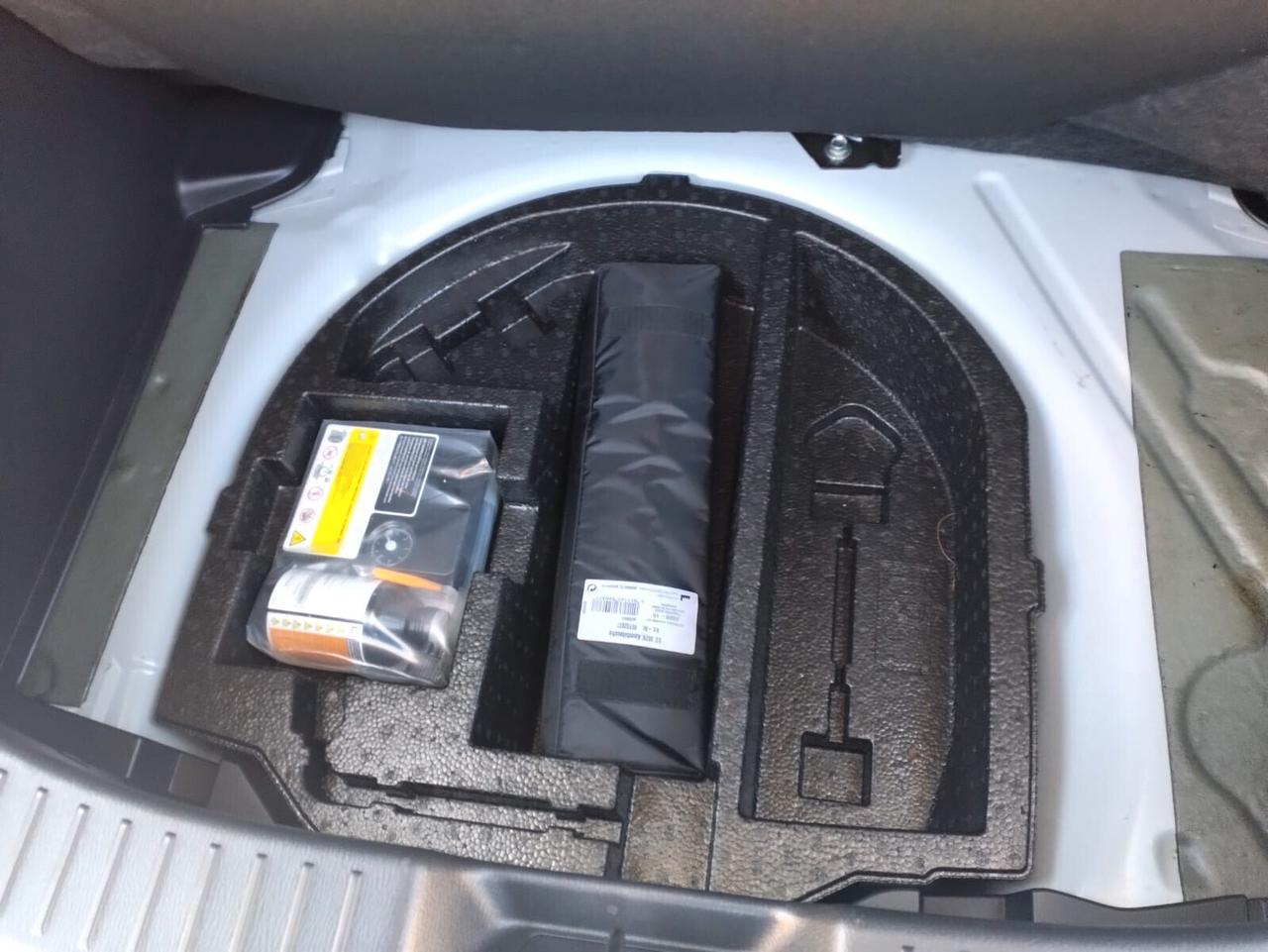 Mazda 2 Mazda2 1.5 Skyactiv-G 90 CV M Hybrid Exclusive