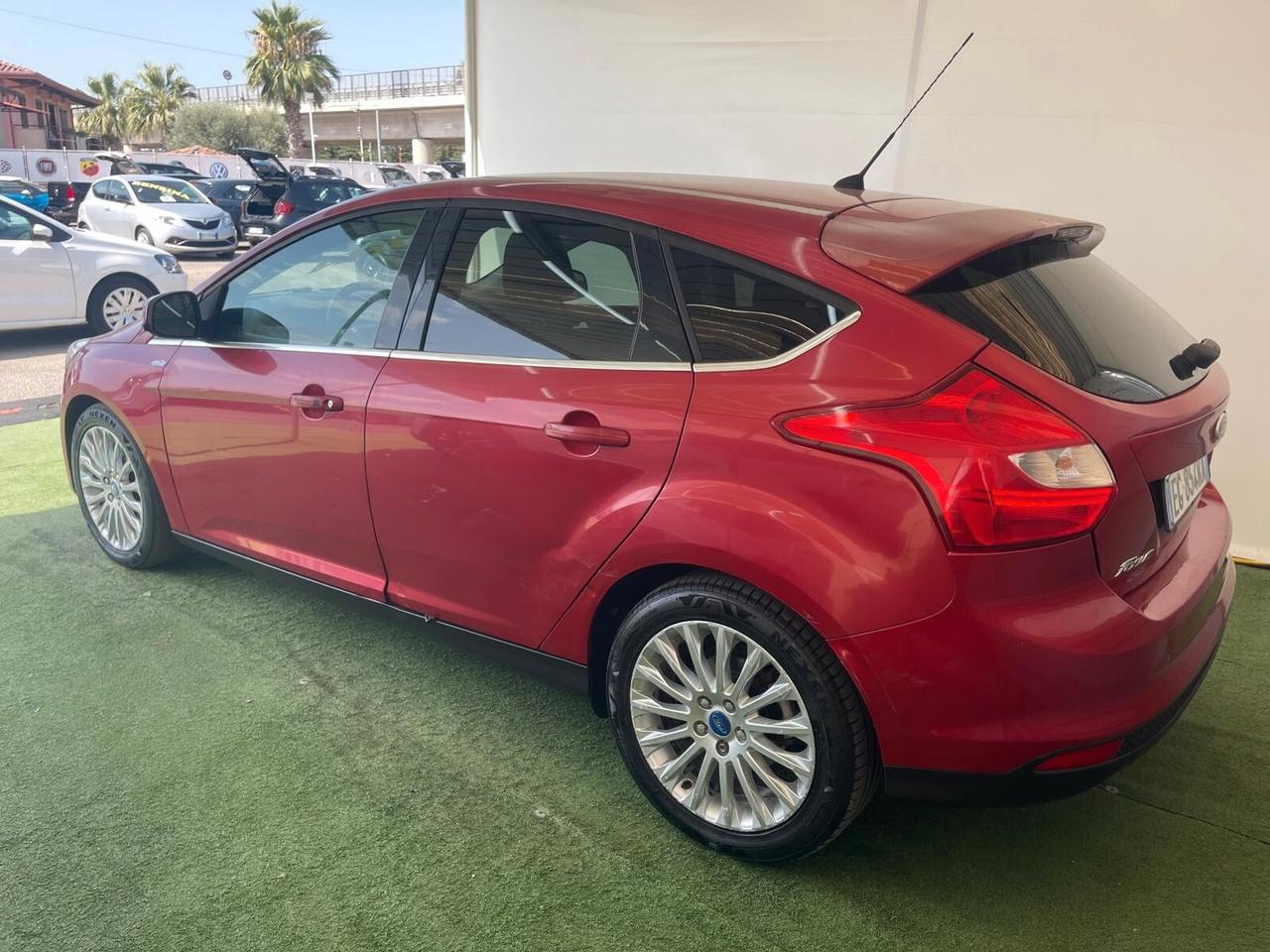 FORD FOCUS 1.6 BENZINA 150CV